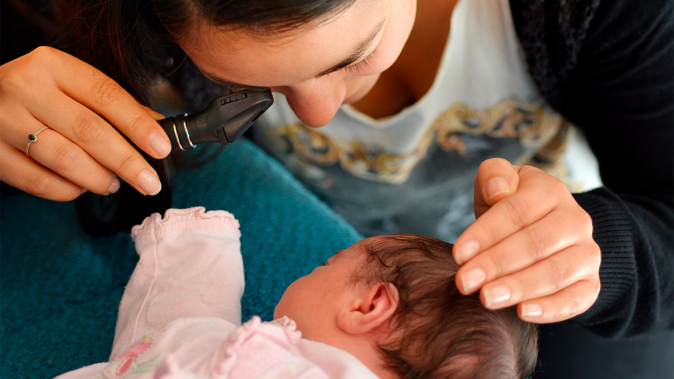 Cuáles son los cuidados en bebés recién nacidos? - Instituto Oftalmológico  Recoletas